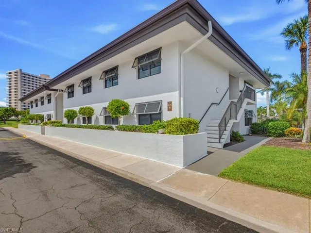 525 Seaview Ct M4, Marco Island, Florida 34145