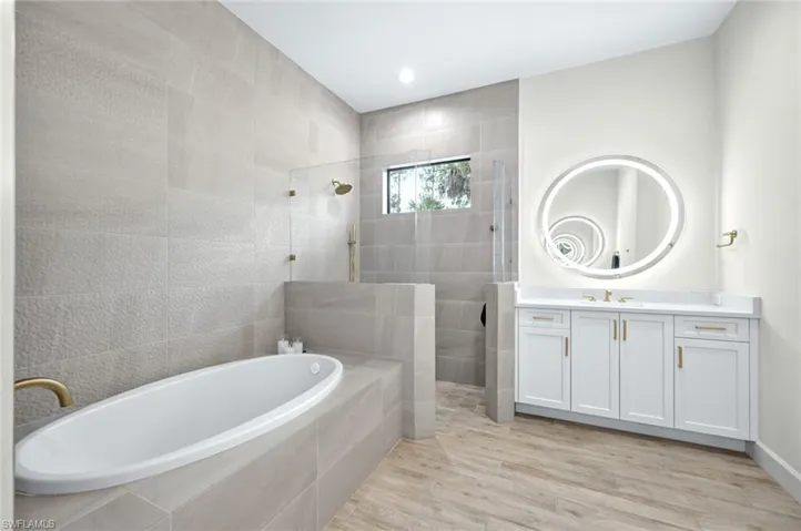 2681 26 Ave Se, Naples, Florida 34117