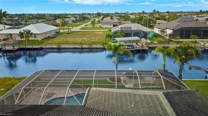 You will love the great views and sunsets with the western rear exposure and lots of sun on the pool.