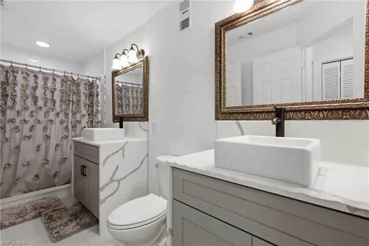 81 Emerald Woods Dr M3, Naples, Florida 34108