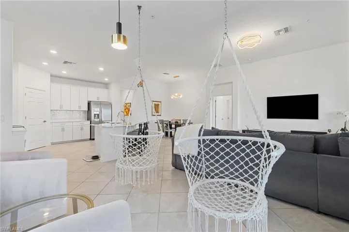 12050  Santaluz  DR, Fort Myers, FL 33913