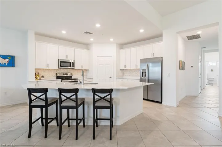 12050  Santaluz  DR, Fort Myers, FL 33913