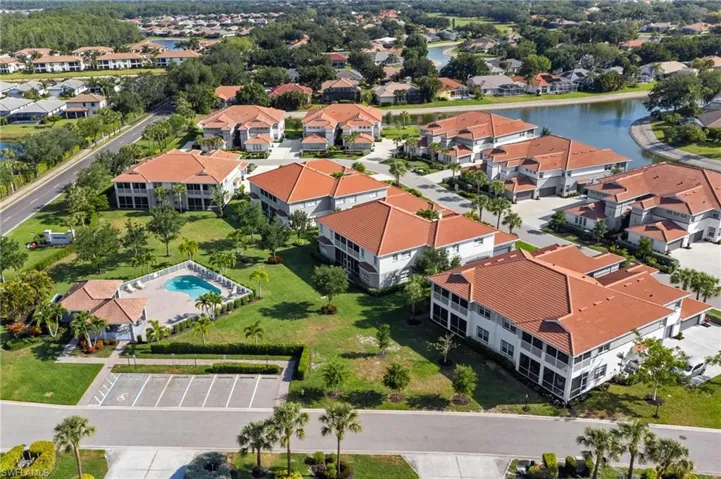12050  Santaluz  DR, Fort Myers, FL 33913