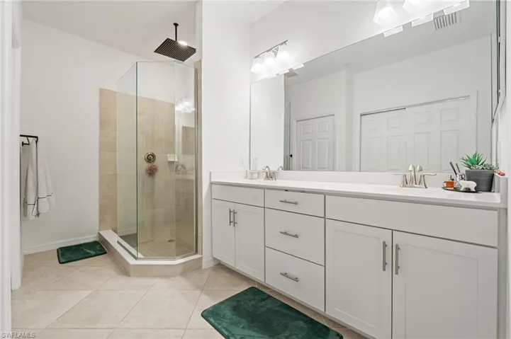 12050  Santaluz  DR, Fort Myers, FL 33913
