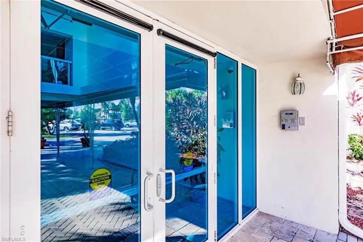 120 Lakeview Dr # 101, Weston Fl 33326