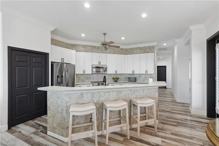 2202 Grove Dr, Naples, Florida 34120