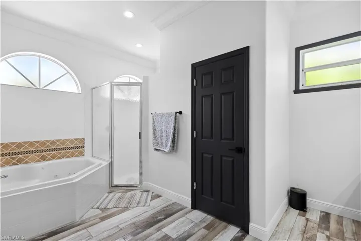 2202 Grove Dr, Naples, Florida 34120