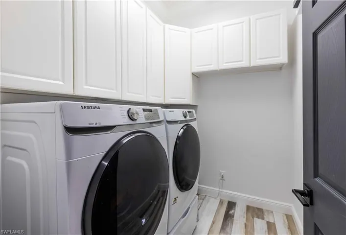 2202 Grove Dr, Naples, Florida 34120