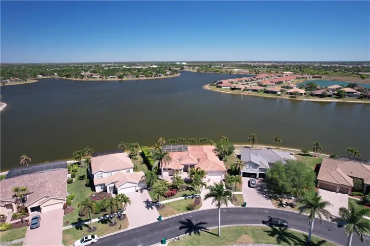 2202 Grove Dr, Naples, Florida 34120