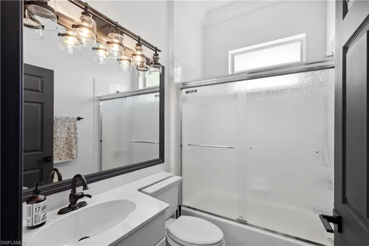 2202 Grove Dr, Naples, Florida 34120