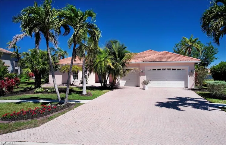 2202 Grove Dr, Naples, Florida 34120