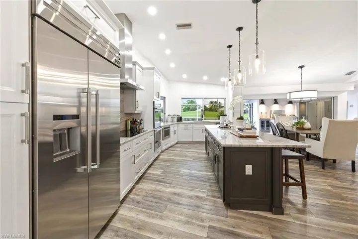 1918 Imperial Golf Course Blvd, Naples, Florida 34110