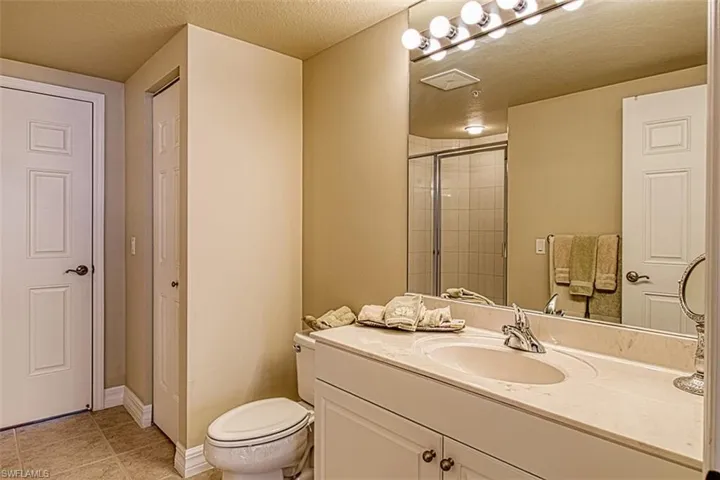 Guest suite bathroom