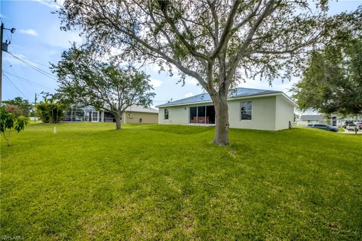 625 Sw 11th Ter, Cape Coral, Florida 33991