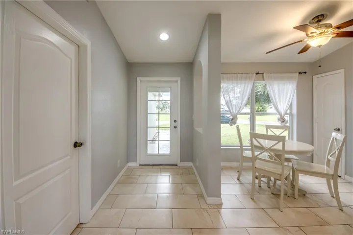 625 Sw 11th Ter, Cape Coral, Florida 33991