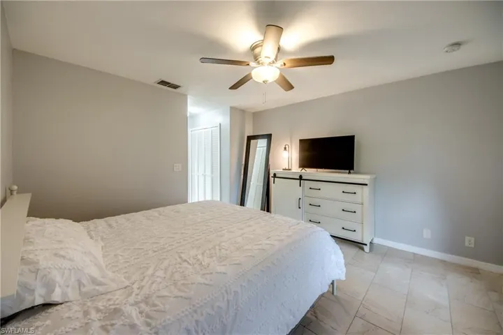 625 Sw 11th Ter, Cape Coral, Florida 33991