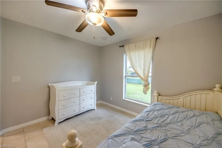 625 Sw 11th Ter, Cape Coral, Florida 33991