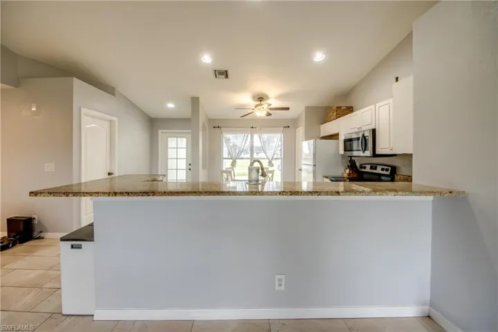 625 Sw 11th Ter, Cape Coral, Florida 33991