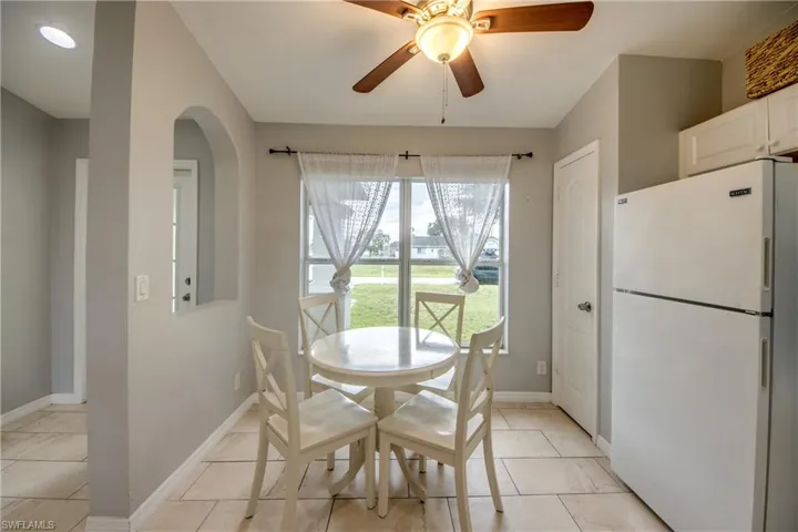 625 Sw 11th Ter, Cape Coral, Florida 33991