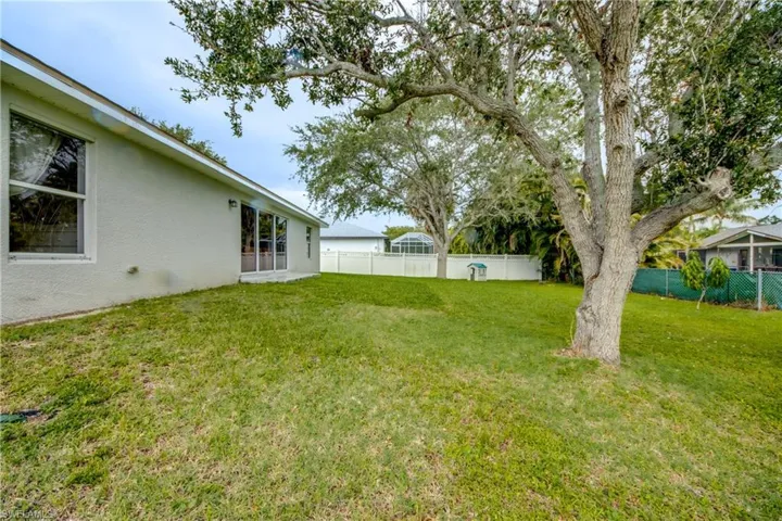 625 Sw 11th Ter, Cape Coral, Florida 33991