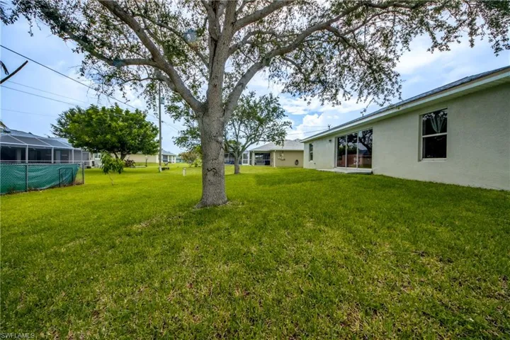 625 Sw 11th Ter, Cape Coral, Florida 33991