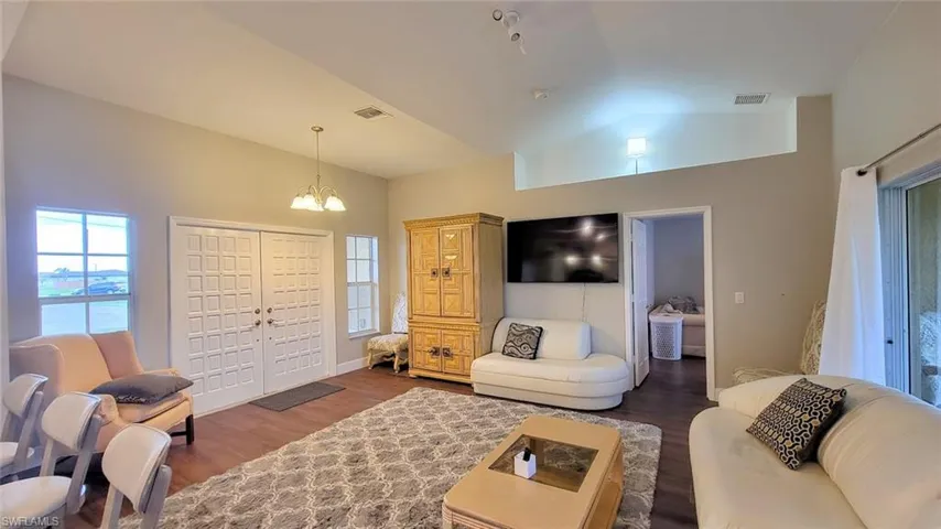 7018  Pilgrim  CT, Labelle, FL 33935