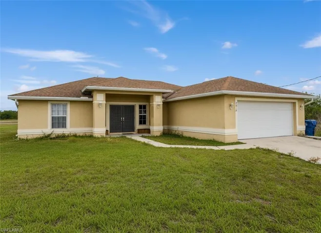 7018  Pilgrim  CT, Labelle, FL 33935