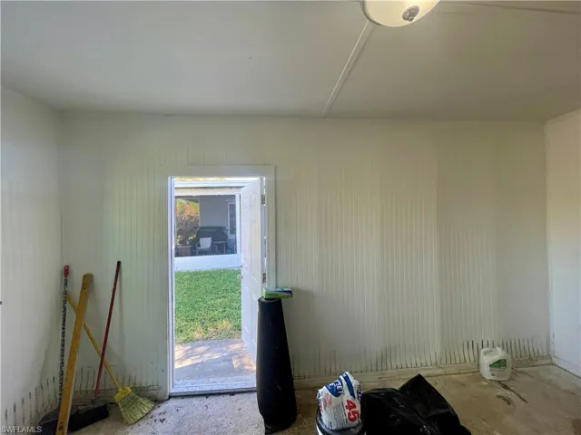 1350  5th N AVE, Naples, FL 34102