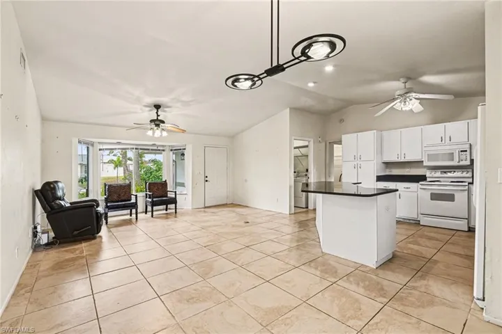 4118 Sw 14th Ave, Cape Coral, Florida 33914