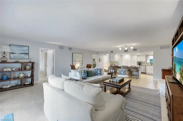 1011 Swallow Ave 105, Marco Island, Florida 34145