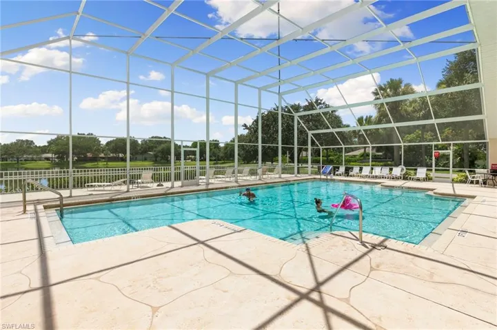 12340 Notting Hill Ln 23, Bonita Springs, Florida 34135