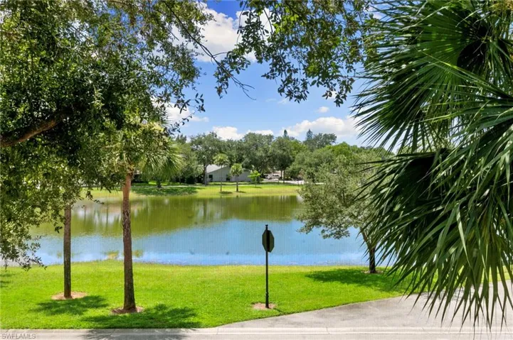 12340 Notting Hill Ln 23, Bonita Springs, Florida 34135
