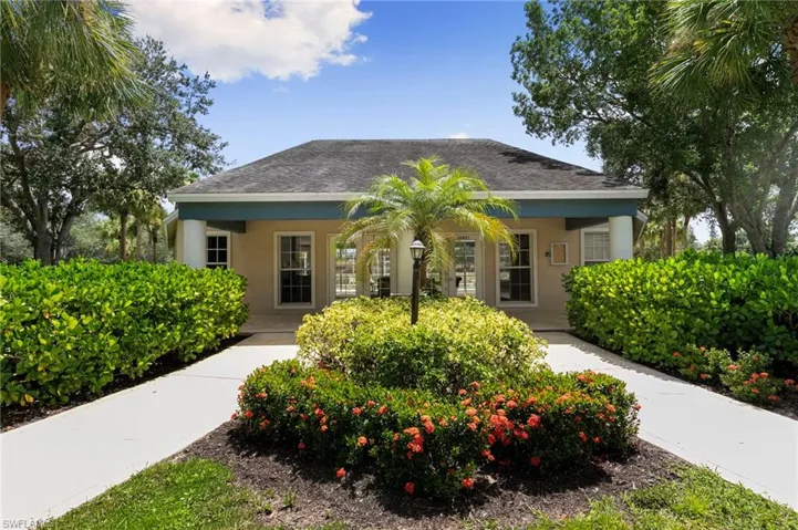 12340 Notting Hill Ln 23, Bonita Springs, Florida 34135
