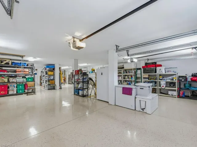 Air Conditioned Garage
