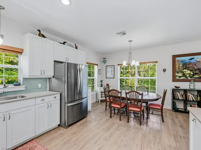 2023 Mills Ln, Naples, Florida 34112