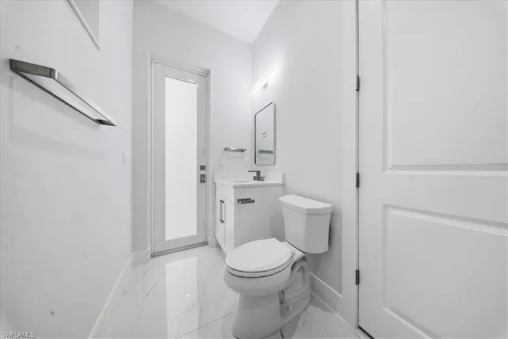 3730  40th SE AVE, Naples, FL 34117