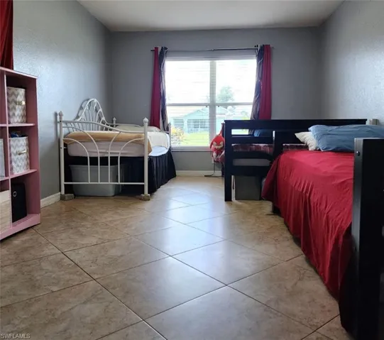 Den made into a 5th Bedroom