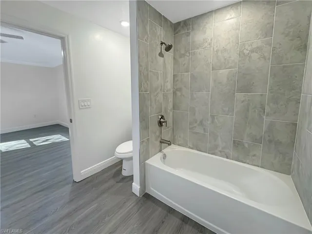 12641  1st  ST, Fort Myers, FL 33905