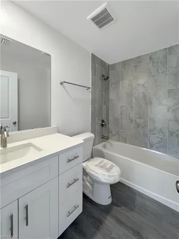 12641  1st  ST, Fort Myers, FL 33905