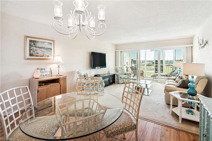 1660 Pine Valley DR # 402, FORT MYERS FL 33907