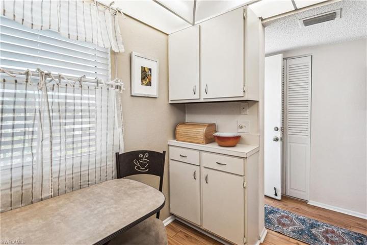 1660 Pine Valley DR # 402, FORT MYERS FL 33907