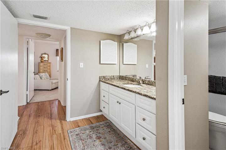 1660 Pine Valley DR # 402, FORT MYERS FL 33907
