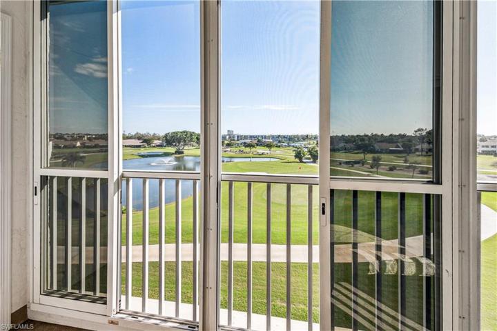 1660 Pine Valley DR # 402, FORT MYERS FL 33907