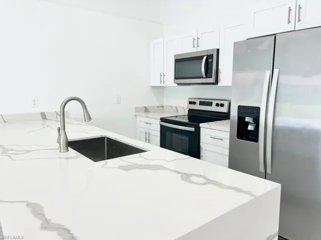4622 Sw 7th Pl, Cape Coral, Florida 33914