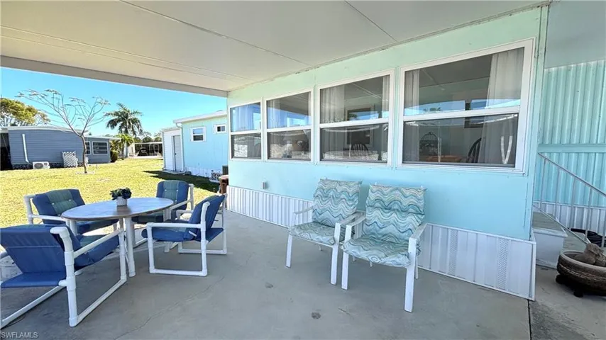 A fine place to relax and enjoy balmy breezes!