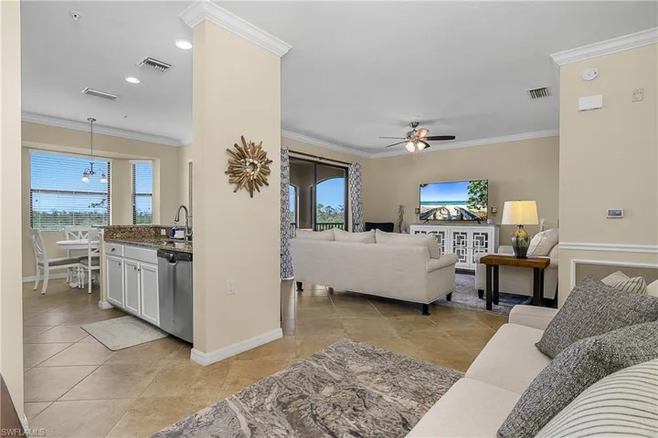 9815  Giaveno  CT, Naples, FL 34113