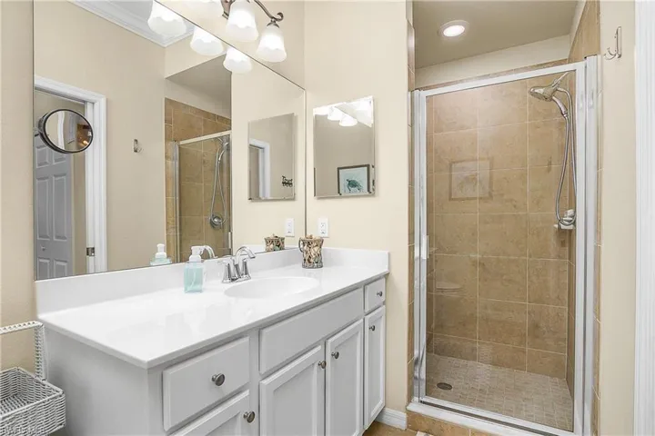 9815  Giaveno  CT, Naples, FL 34113