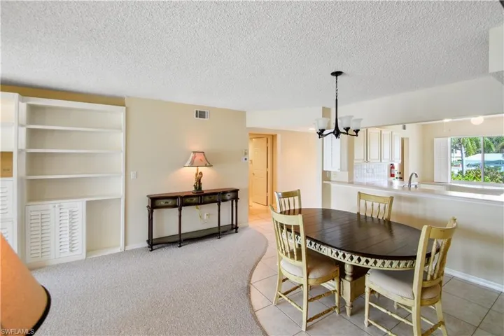 10682  Gulf Shore  DR, Naples, FL 34108