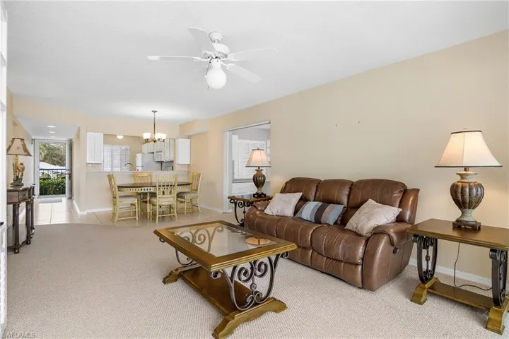 10682  Gulf Shore  DR, Naples, FL 34108