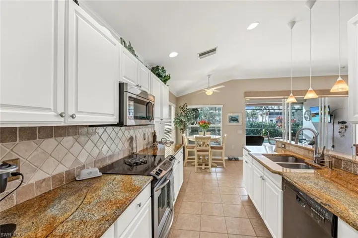 10030  Horse Creek  RD, Fort Myers, FL 33913
